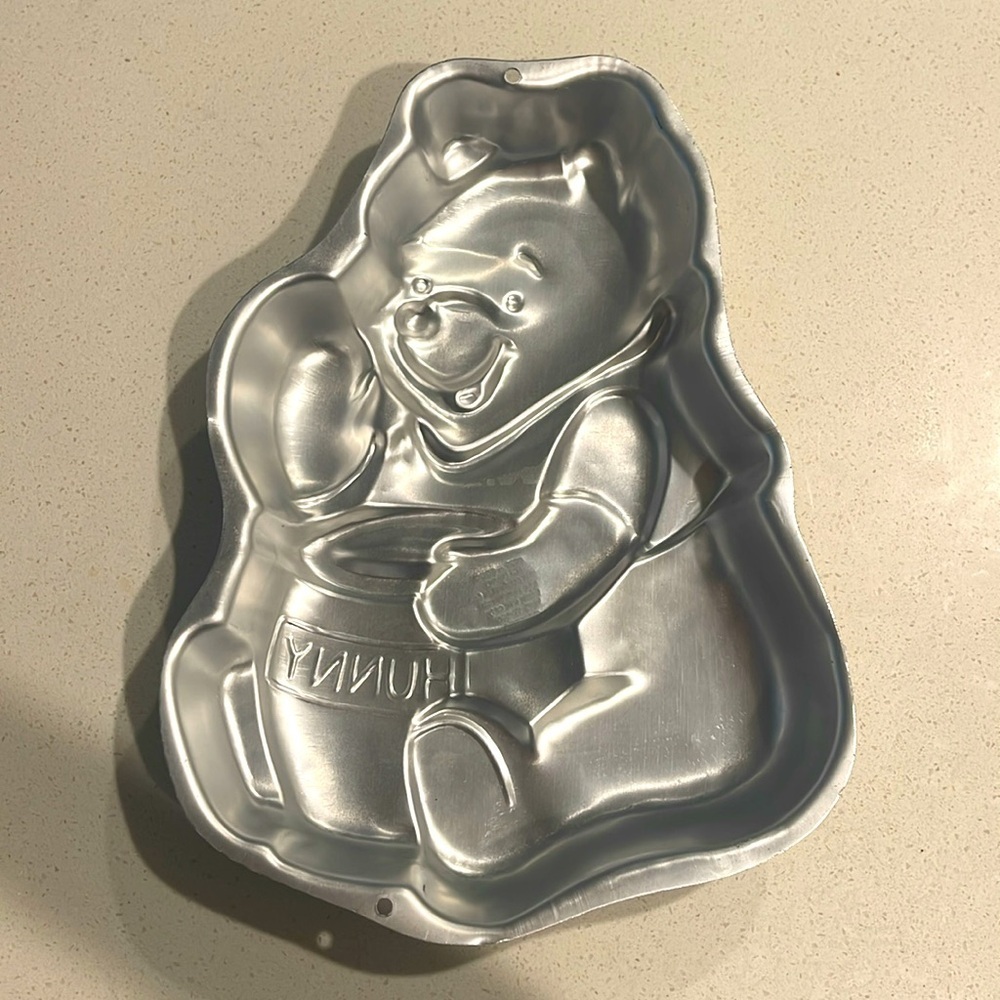 Vintage 90s Wilton Cake Pan Disney Winnie the Pooh Baking Mold 2105-3000 - Picture 3 of 4